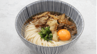 月見肉うどん