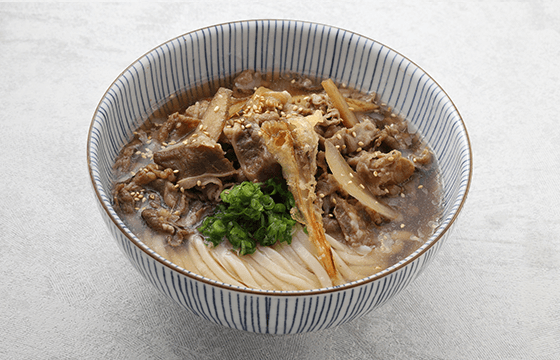 山盛り肉うどん